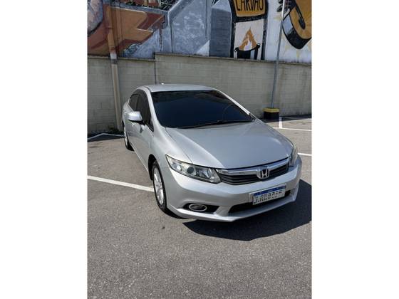HONDA CIVIC 1.8 LXS 16V FLEX 4P AUTOMÁTICO